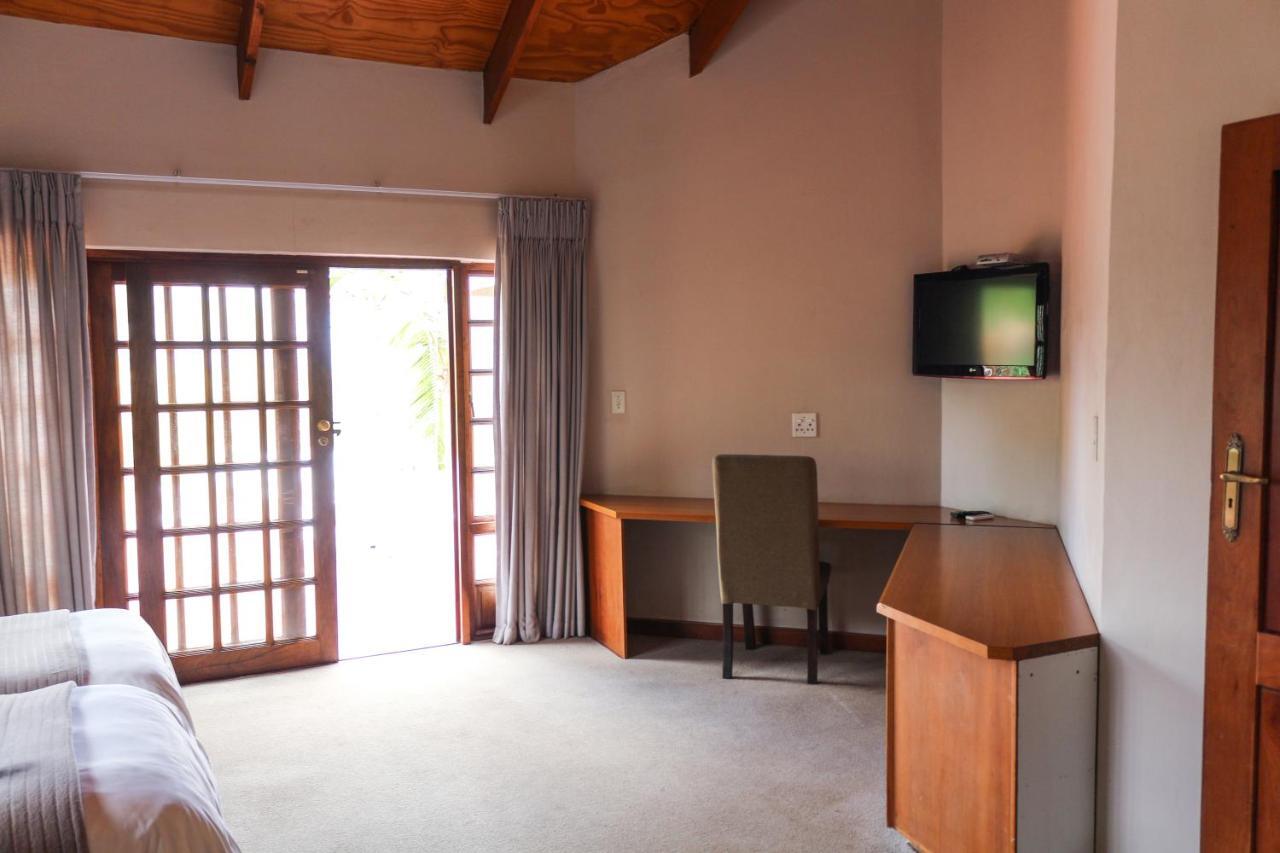 25 On Catherine Pretoria Exterior foto