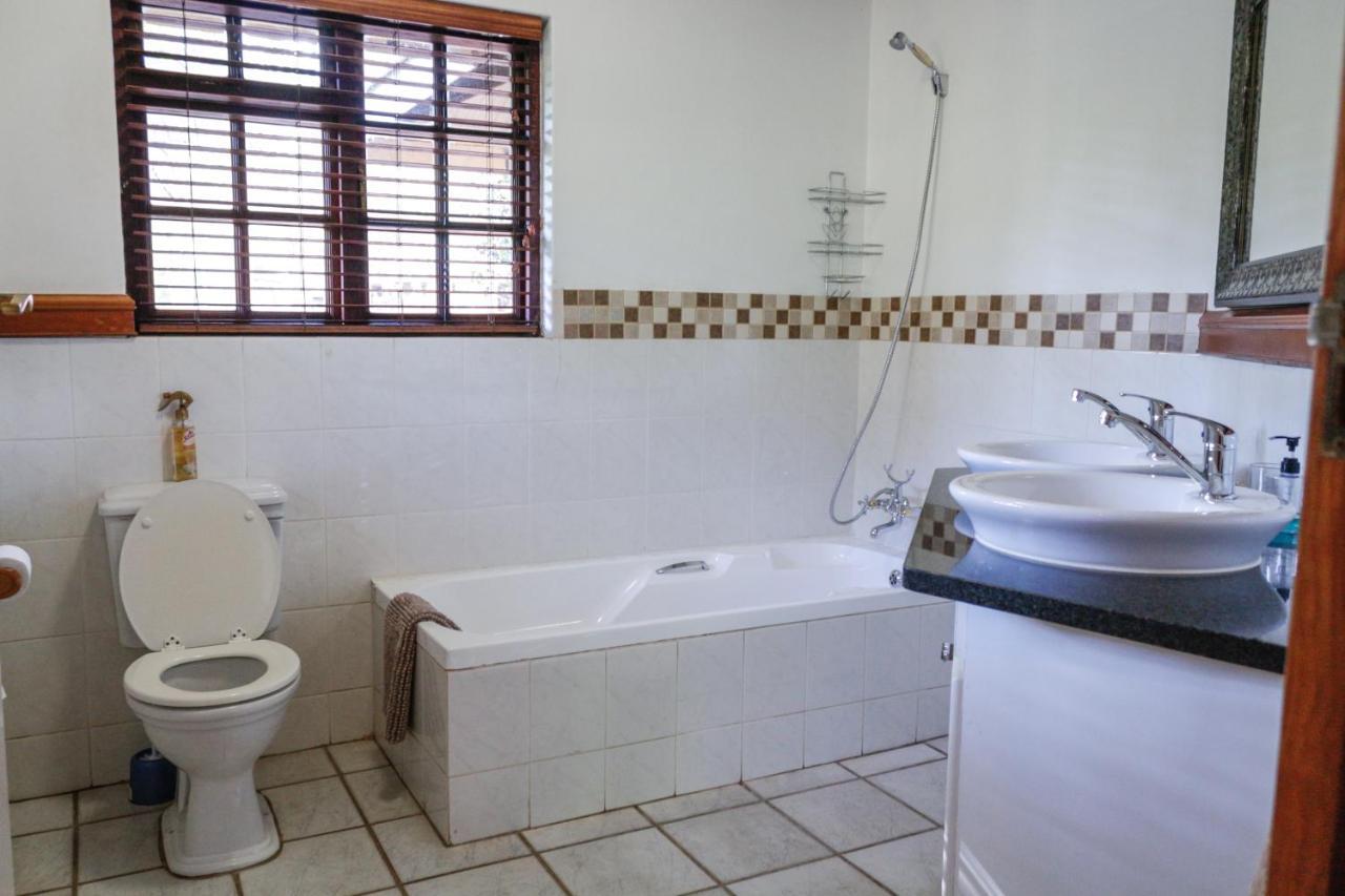 25 On Catherine Pretoria Exterior foto